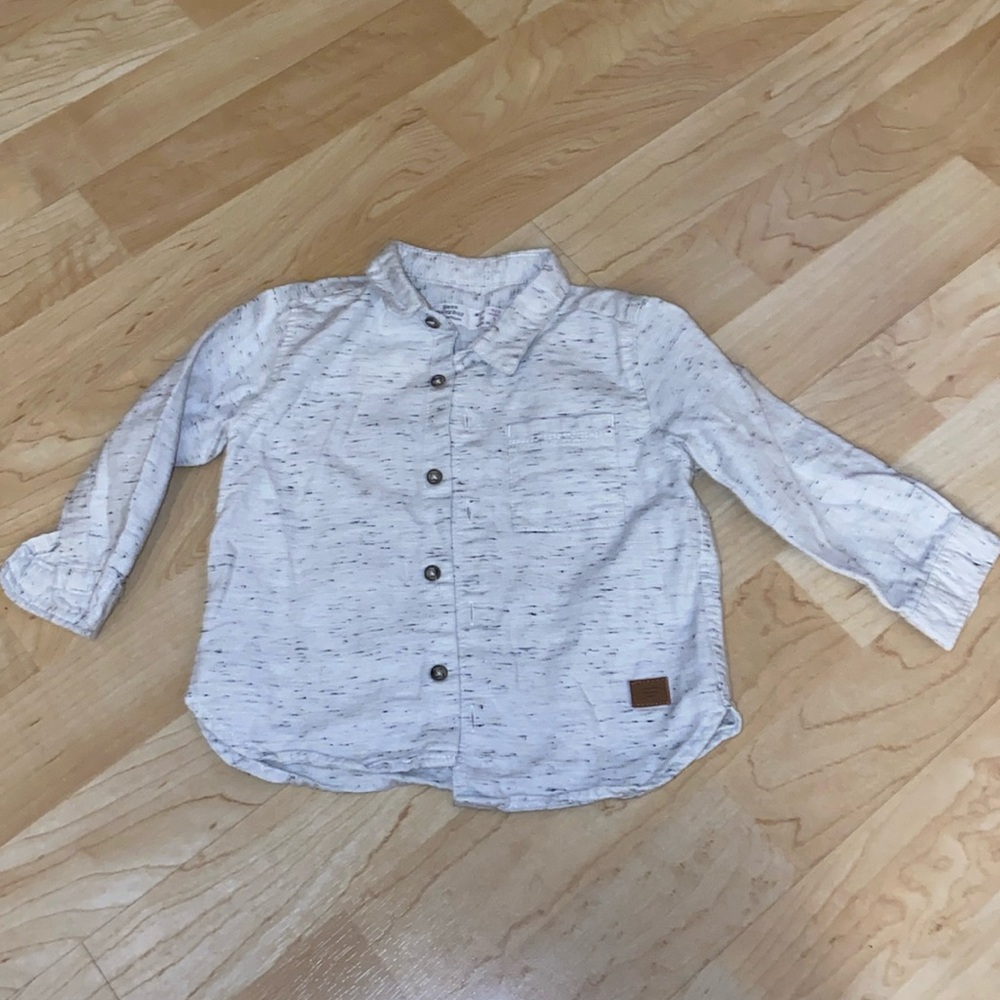 Zara Baby Boy Collection light grey long sleeve button down, size 6-9 months